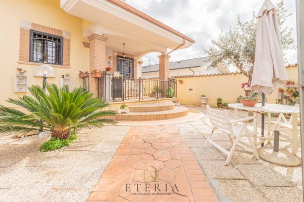 casa indipendente in vendita ad Ardea in zona Nuova Florida