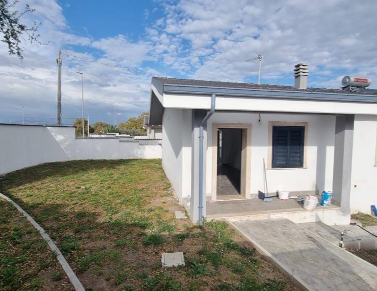 casa indipendente in vendita ad Ardea in zona Nuova Florida