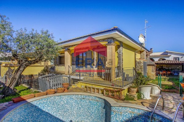 casa indipendente in vendita ad Ardea in zona Nuova Florida