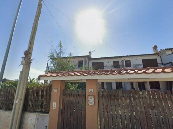 casa indipendente in vendita ad Ardea in zona Colle Romito