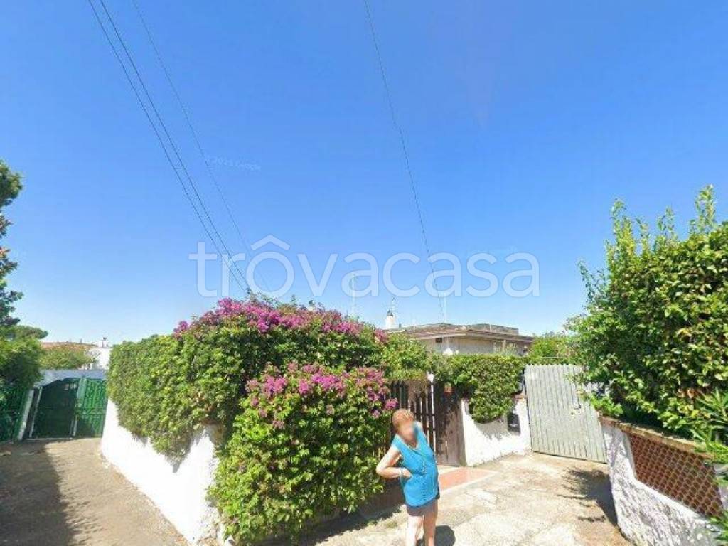 casa indipendente in vendita ad Ardea in zona Colle Romito
