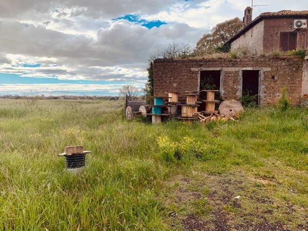 casale in vendita ad Ardea in zona Banditella