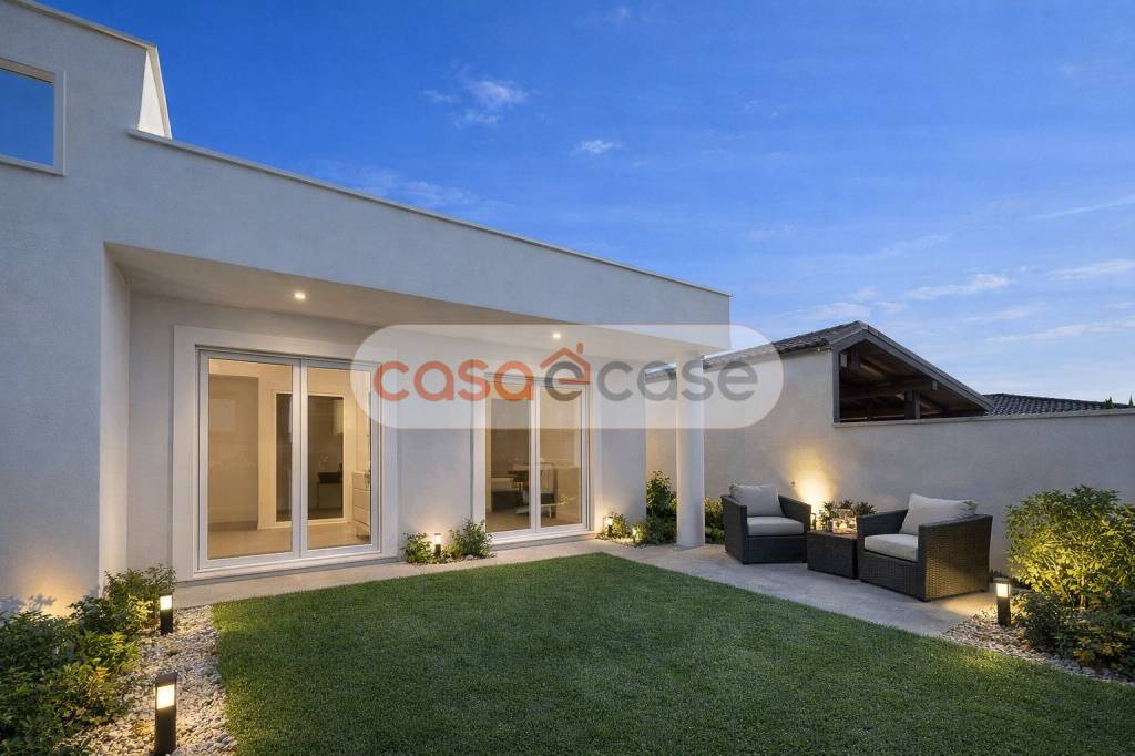 casa indipendente in vendita ad Ardea in zona Nuova Florida
