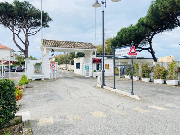 appartamento in vendita ad Ardea