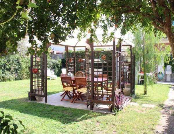 casa indipendente in vendita ad Ardea in zona Marina di Ardea