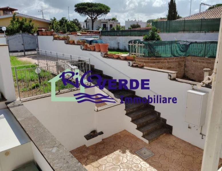 casa indipendente in vendita ad Ardea in zona Nuova California