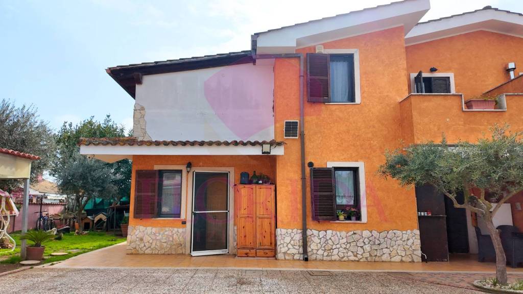casa indipendente in vendita ad Ardea in zona Nuova Florida