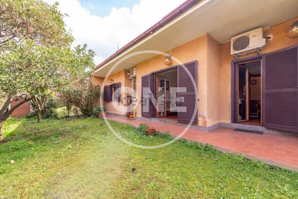 casa indipendente in vendita ad Ardea in zona Colle Romito