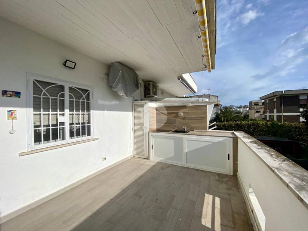 appartamento in vendita ad Ardea in zona Marina di Ardea