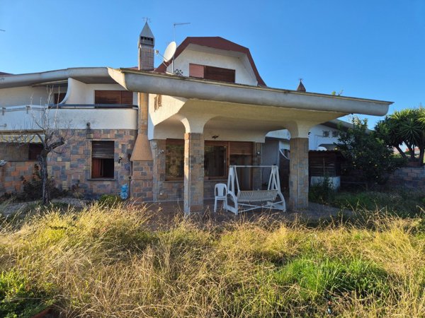 casa indipendente in vendita ad Ardea