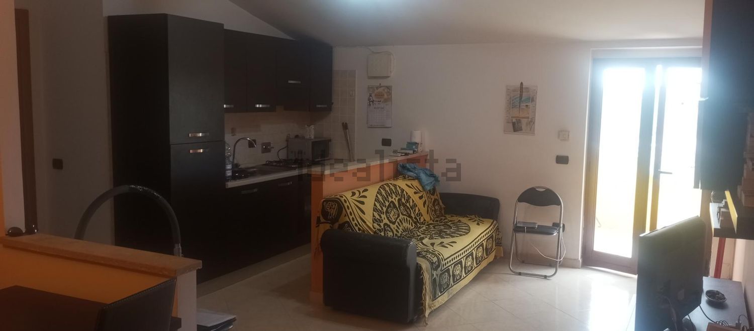 appartamento in vendita ad Ardea in zona Castagnetta