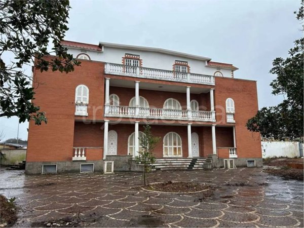 casa indipendente in vendita ad Ardea in zona Nuova Florida