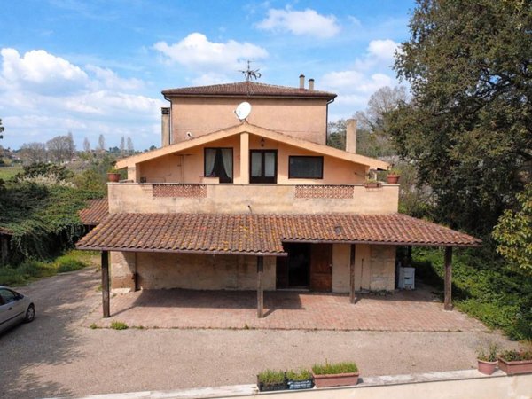 casa indipendente in vendita ad Ardea in zona Banditella