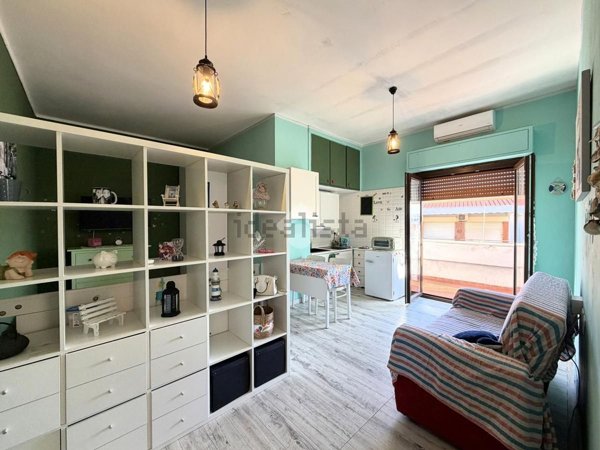 appartamento in vendita ad Ardea in zona Marina di Ardea