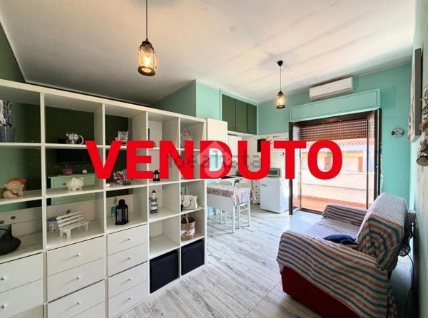 appartamento in vendita ad Ardea in zona Marina di Ardea