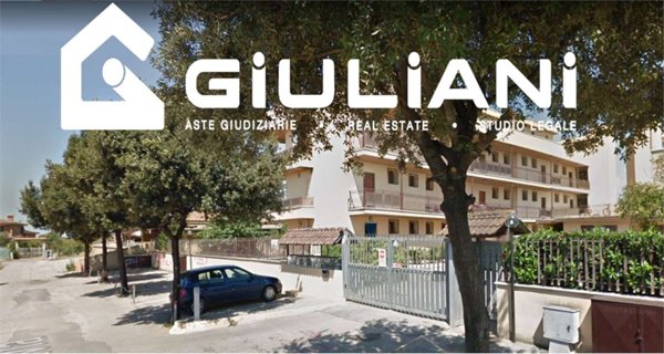 appartamento in vendita ad Ardea in zona Marina di Ardea