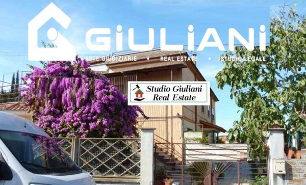 appartamento in vendita ad Ardea in zona Lido dei Pini