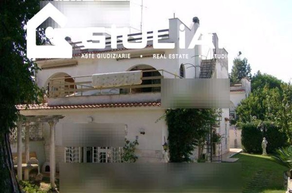 casa indipendente in vendita ad Ardea in zona Marina di Ardea