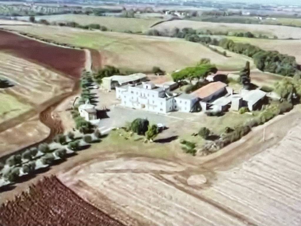 casa indipendente in vendita ad Ardea in zona Castagnetta