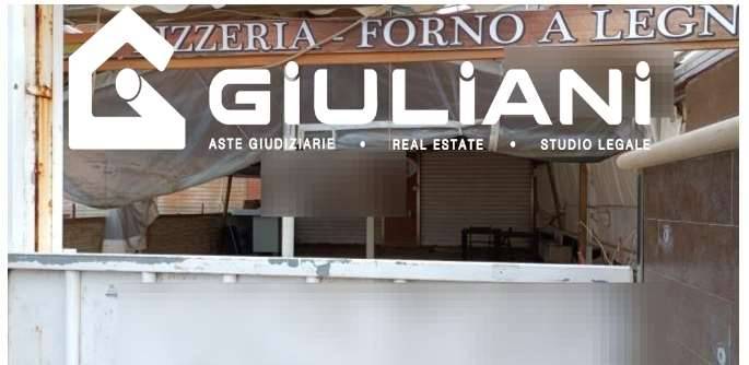 negozio in vendita ad Ardea in zona Marina di Ardea