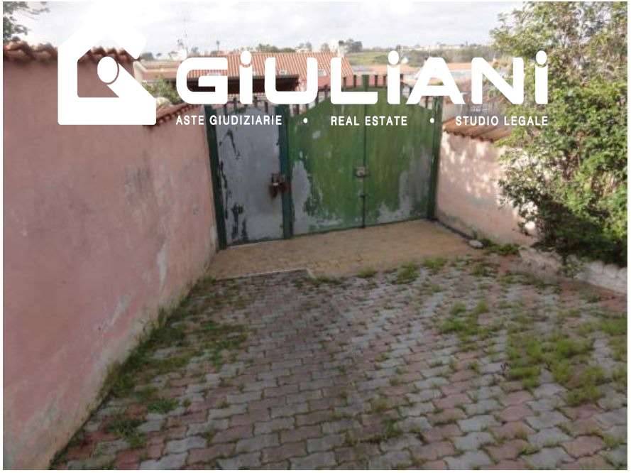 casa indipendente in vendita ad Ardea