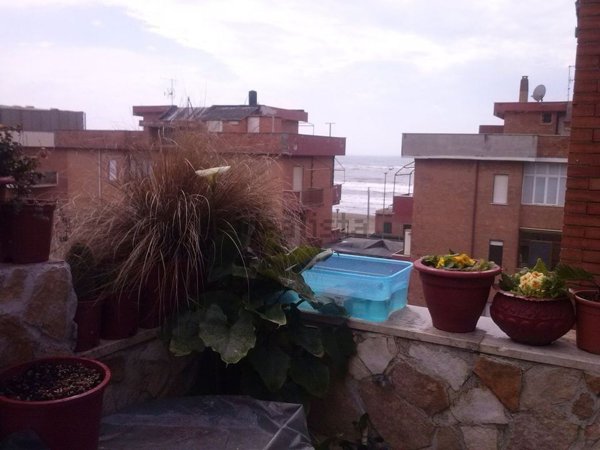 appartamento in vendita ad Ardea in zona Marina di Ardea