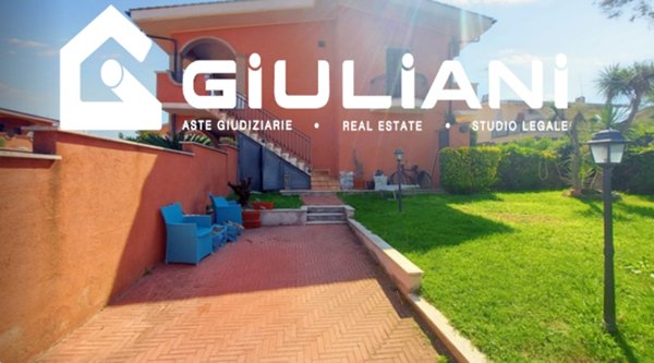 appartamento in vendita ad Ardea in zona Marina di Ardea