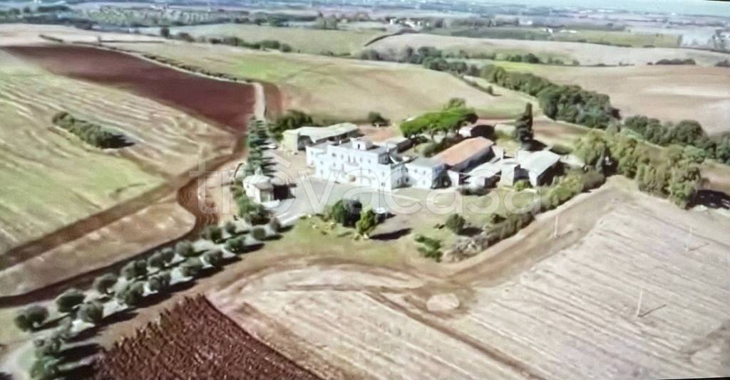 casa indipendente in vendita ad Ardea in zona Montagnano