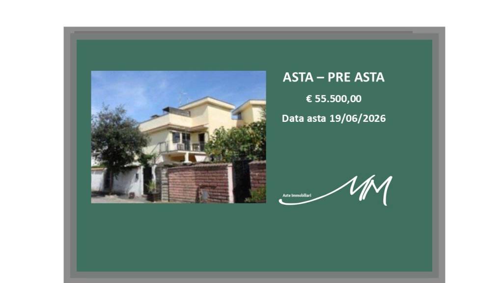 appartamento in vendita ad Ardea in zona Marina di Ardea