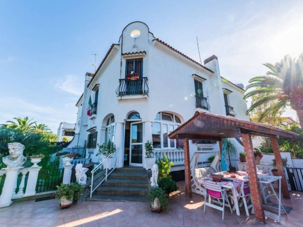 casa indipendente in vendita ad Ardea