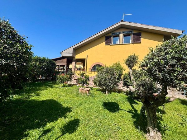 casa indipendente in vendita ad Ardea