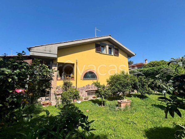 casa indipendente in vendita ad Ardea in zona Nuova Florida