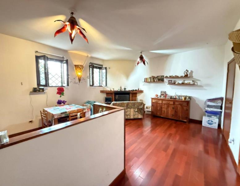 casa indipendente in vendita ad Ardea in zona Castagnola