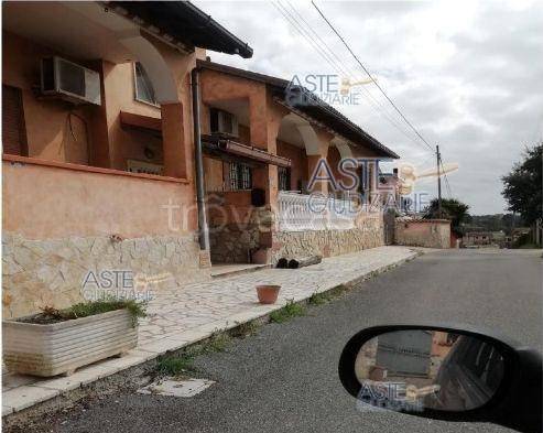 appartamento in vendita ad Ardea in zona Banditella