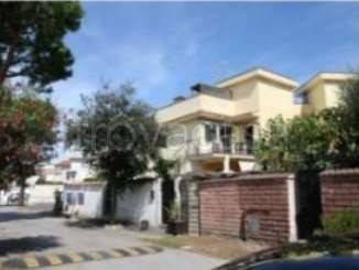 appartamento in vendita ad Ardea in zona Marina di Ardea