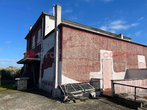 casa indipendente in vendita ad Ardea in zona Nuova California