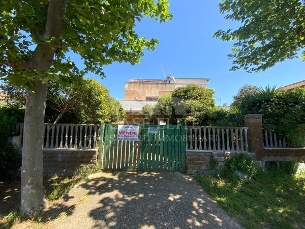 appartamento in vendita ad Ardea