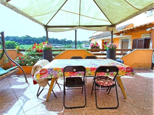 casa indipendente in vendita ad Ardea in zona Banditella