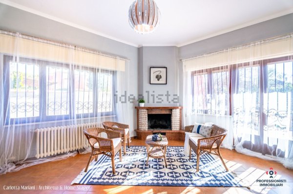 casa indipendente in vendita ad Ardea in zona Colle Romito