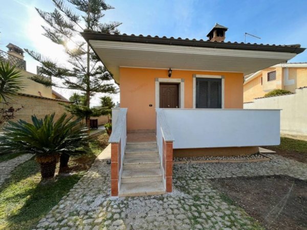 casa indipendente in vendita ad Ardea in zona Nuova Florida