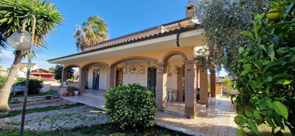 casa indipendente in vendita ad Ardea in zona Nuova Florida