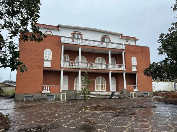 casa indipendente in vendita ad Ardea