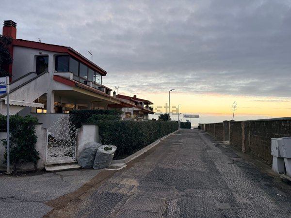 casa indipendente in vendita ad Ardea