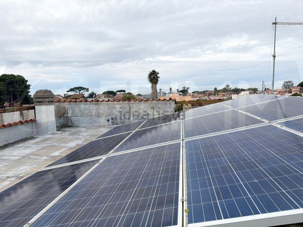 casa indipendente in vendita ad Ardea in zona Marina di Ardea