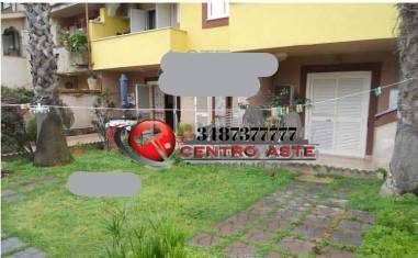 appartamento in vendita ad Ardea in zona Nuova California