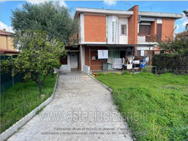 pentavano in vendita ad Ardea in zona Marina di Ardea