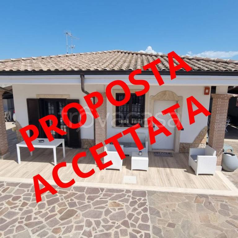 casa indipendente in vendita ad Ardea in zona Nuova Florida