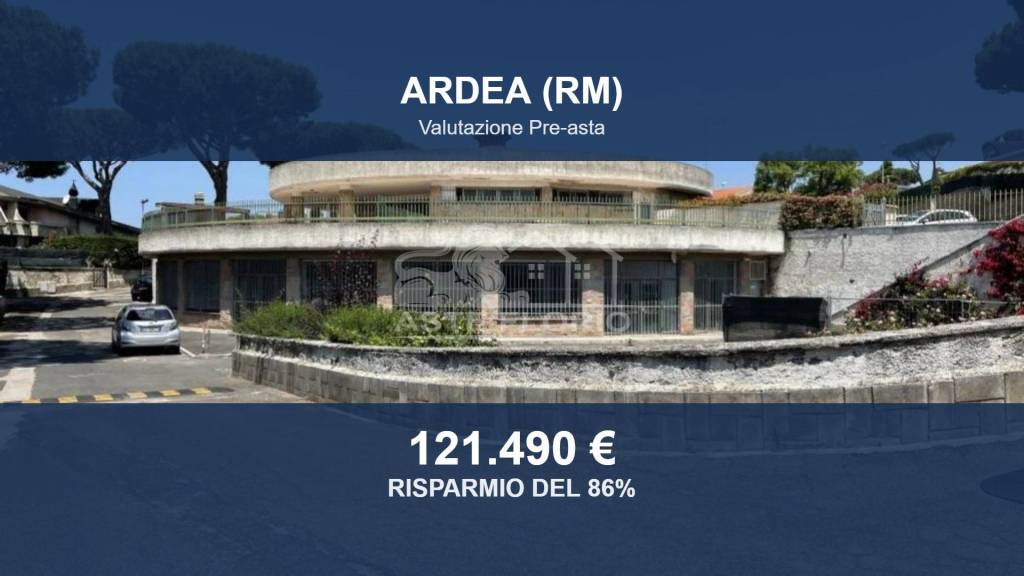 negozio in vendita ad Ardea in zona Nuova California