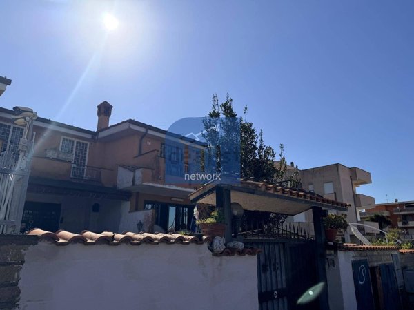 appartamento in vendita ad Ardea in zona Nuova California