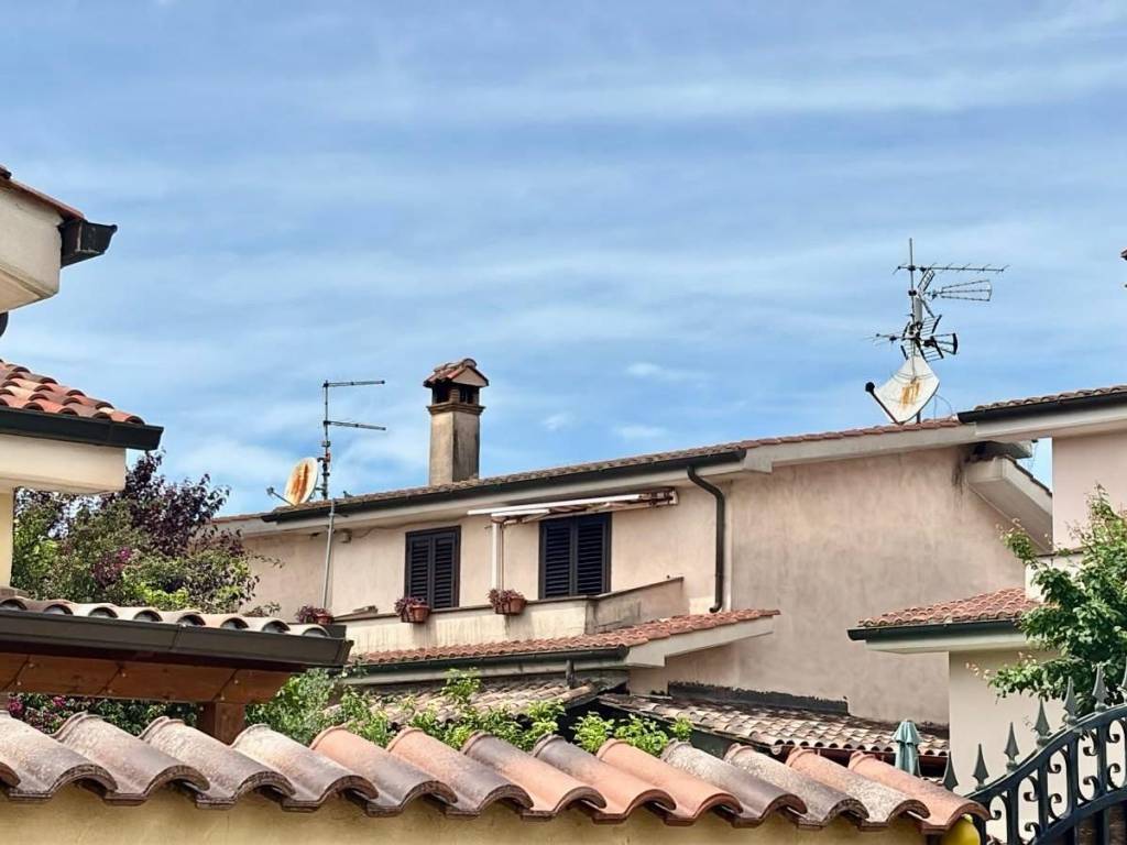 casa indipendente in vendita ad Ardea in zona Nuova Florida